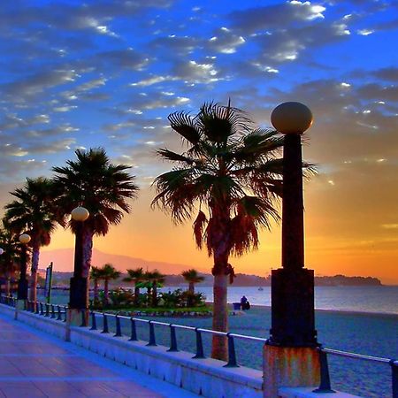 Aparment Neptuno- Located On The Promenade A Few Metres From The Beach. Estepona Exterior photo