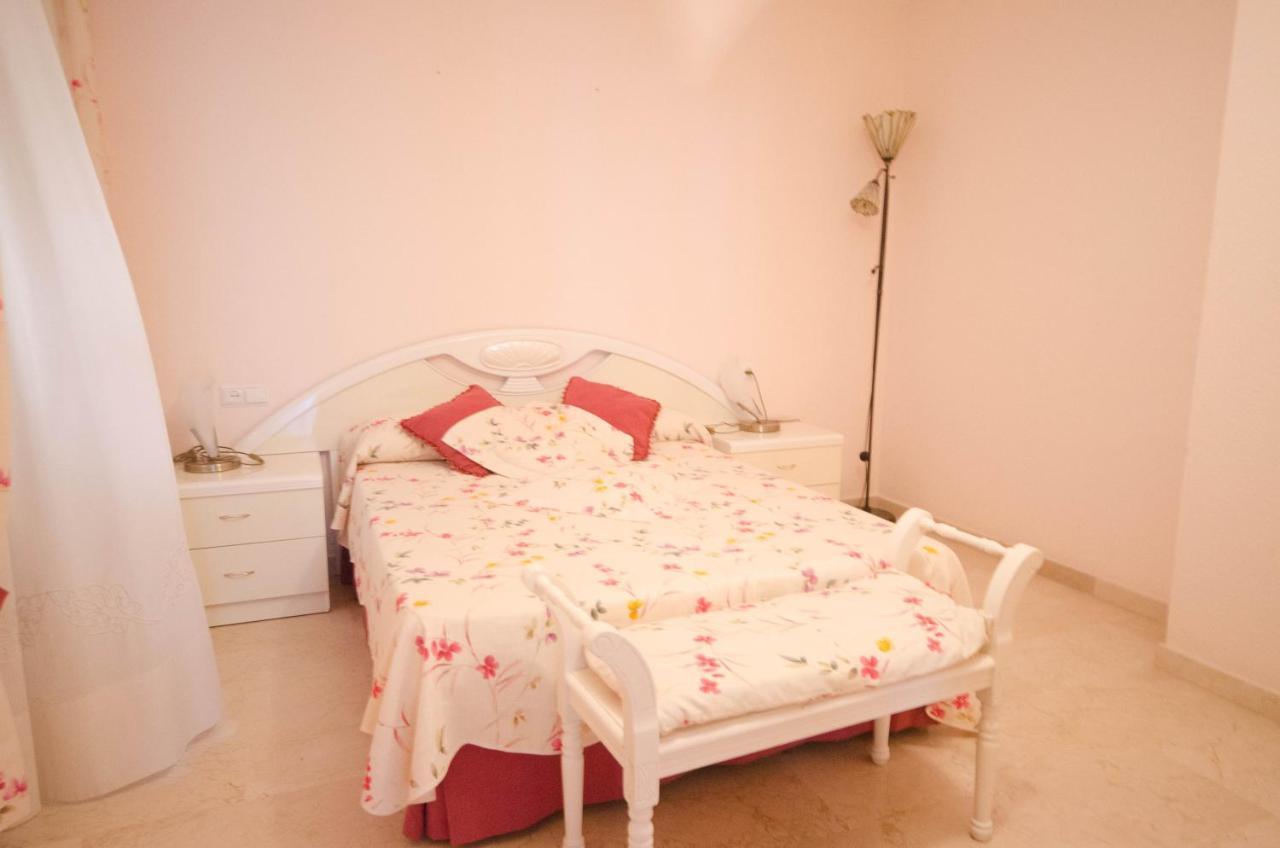 Aparment Neptuno- Located On The Promenade A Few Metres From The Beach. Estepona Exterior photo