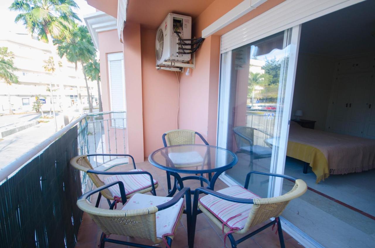 Aparment Neptuno- Located On The Promenade A Few Metres From The Beach. Estepona Exterior photo